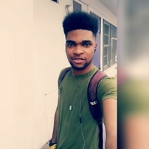 Meet your Posher, Joshua